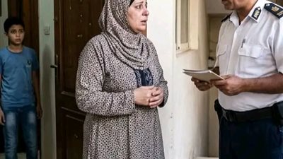 ابني باع العابه 